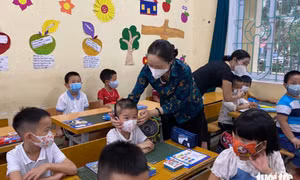 Phó thủ tướng yêu cầu giữ ổn định học phí năm học 2021-2022