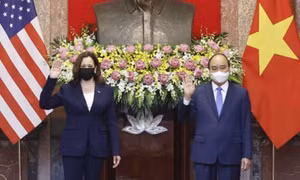 Chủ tịch nước Nguyễn Xuân Phúc tiếp Phó Tổng thống Hoa Kỳ Kamala Harris