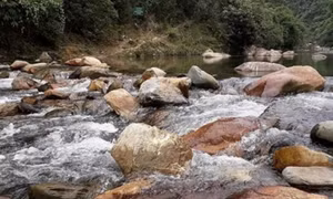 Hẹn người tình ra suối để giải quyết mâu thuẫn, người đàn ông bị sát hại