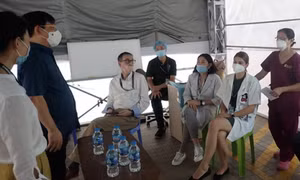 Kiểm tra 2 phòng khám tư nhân ở TP.HCM thu phí chăm sóc F0 tại nhà giá 12 - 36 triệu