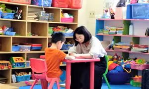 Đa dạng hoạt động điều trị rối nhiễu tâm trí cho trẻ