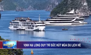 Vịnh Hạ Long duy trì sức hút mùa du lịch hè