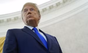Ông Donald Trump bị nghi ngờ vi phạm luật gián điệp