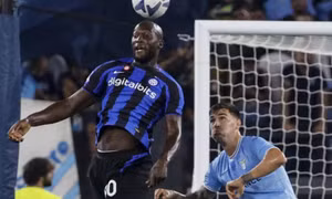 Lukaku mờ nhạt khi Inter thua đậm