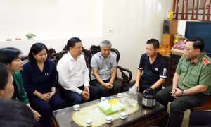 UBND TP Hà Nội truy tặng Bằng khen đối với 3 chiến sĩ hy sinh khi chữa cháy cứu người