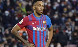 Chelsea ra giá đầu cho Aubameyang, Barca có câu trả lời