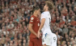 Liverpool chia điểm trong ngày Nunez nhận thẻ đỏ
