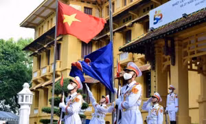 Lễ Thượng cờ kỷ niệm 55 năm Ngày thành lập ASEAN