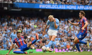 Haaland ghi hattrick, Man City ngược dòng đánh bại Crystal Palace