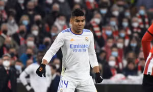 Casemiro chuẩn bị tới MU kiểm tra y tế