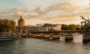 Đêm hè Paris dưới ống kính chàng trai Việt