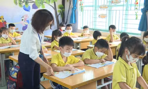 Nữ giáo viên dành trọn tình yêu cho học sinh khuyết tật