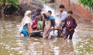 Thủ tướng Pakistan kêu gọi cộng đồng quốc tế hỗ trợ các nạn nhân lũ lụt