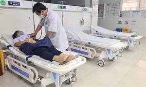 Nghiên cứu kiến nghị của chuyên gia về tình hình thiếu thuốc
