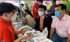 Bộ Giáo dục và đào tạo lại lùi lịch nộp lệ phí đăng ký xét tuyển đại học