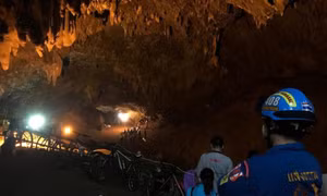 Những vụ giải cứu thành công người bị mắc kẹt trên thế giới trong 20 năm qua