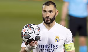 Benzema có thể chia tay Real Madrid