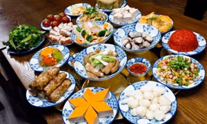 Thói quen ăn uống gây hại sức khỏe dịp Tết
