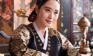 Mô típ gái nghèo gặp may trong phim đã hết thời