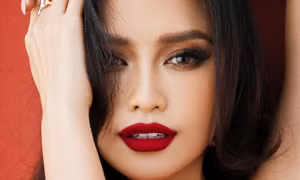 Hoa hậu Ngọc Châu táo bạo với bikini trước bán kết Miss Universe