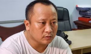 Bắt giữ, đánh đập con nợ rồi bỏ trốn