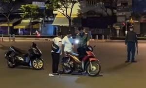 Một cảnh sát bị đâm tử vong sau va chạm xe ở TP.HCM