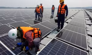 Châu Âu tích trữ 7 tỷ euro pin mặt trời Trung Quốc