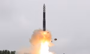 Triều Tiên tuyên bố phóng ICBM mới để cảnh cáo Mỹ