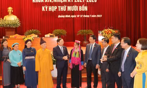 Chiều nay, HĐND tỉnh tiến hành thảo luận tại tổ về nhiều nội dung quan trọng