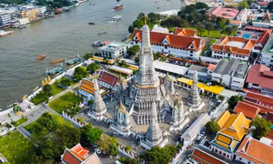 Khám phá ‘ngôi chùa bình minh’ bên dòng Chao Phraya