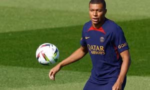 Mbappe bị PSG gạch tên du đấu, rao bán ngay tức thì