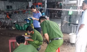 Bắt kẻ đột nhập nghi trộm cắp, đâm chết chủ quán cà phê