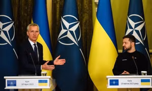 NATO ra tuyên bố về khả năng gia nhập liên minh của Ukraine