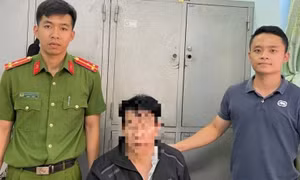 Phát hiện Đại tá Công an "dỏm" mua trang phục trên mạng xã hội để lừa đảo