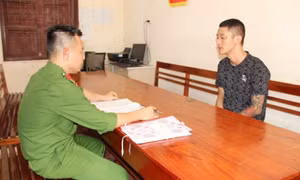 Sập bẫy tuyển nhân viên xuất khẩu lao động việc nhẹ, lương cao