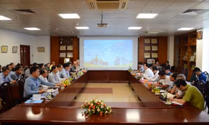 Đoàn công tác nước CHDCND Lào làm việc tại Quảng Ninh