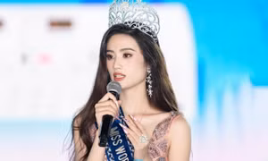 Ý Nhi lại gây tranh cãi với phát ngôn 'khi bạn bè vẫn uống trà sữa thì tôi đã thi hoa hậu'