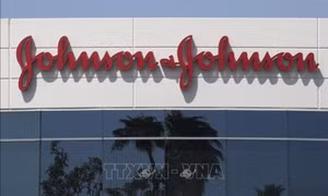 Thêm phán quyết yêu cầu Johnson & Johnson bồi thường 18,8 triệu USD