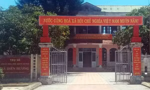 Bắt 4 đối tượng vào trụ sở uy hiếp trưởng công an xã