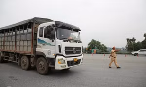 Tổng kiểm soát ôtô kinh doanh vận tải toàn quốc