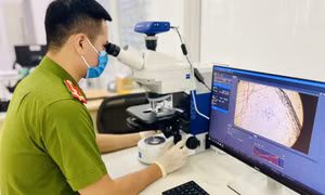 Xây dựng lực lượng công an trong sạch, vững mạnh