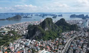 “Chiến hạm” kiêu hãnh hướng ra biển Đông