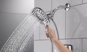 Người khỏe mạnh đột tử sau khi tắm: Những sai lầm cần tránh