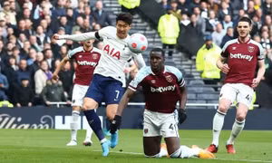 Tottenham chiếm chỗ của Man Utd ở Ngoại hạng Anh