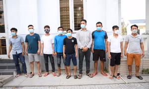 Bắt “nóng” nhóm đối tượng dùng hung khí để gây rối