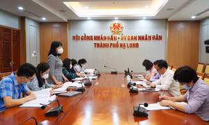 Ban Pháp chế HĐND tỉnh giám sát tại TP Hạ Long về tuyển dụng, sử dụng, quản lý cán bộ, công chức cấp xã