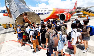 Hàng không Việt đẩy mạnh mở rộng mạng bay nội địa và quốc tế