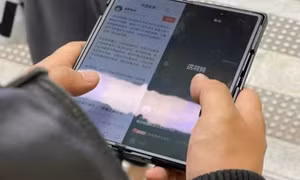 Lộ diện smartphone màn hình gập của vivo, không có "nếp nhăn"?