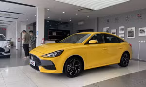 MG5 ra mắt khách hàng Việt Nam, giá 579 triệu đồng