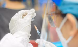 Thủ tướng yêu cầu nghiên cứu việc tiêm vaccine COVID-19 cho trẻ 3-5 tuổi